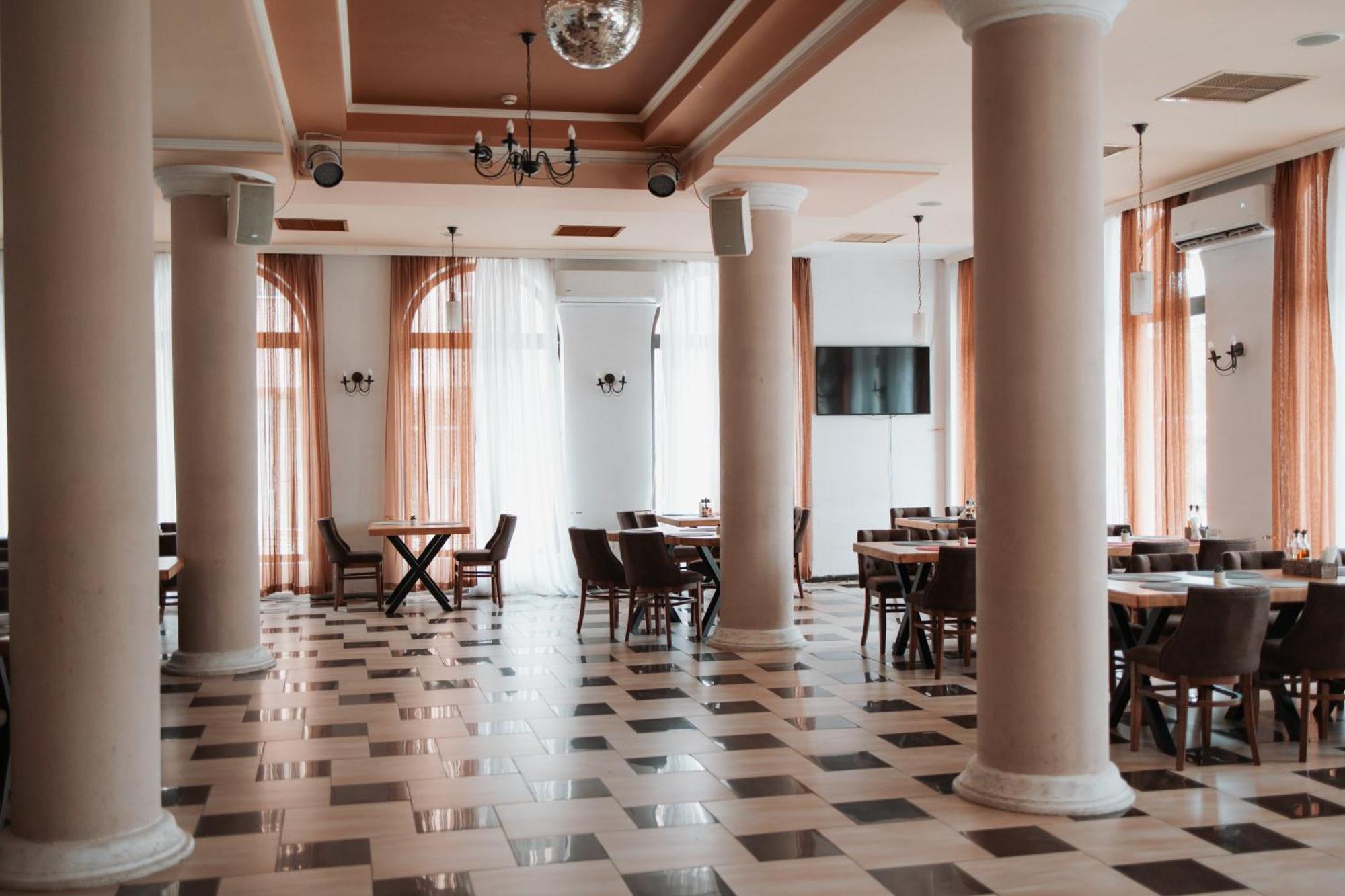 Hotel Neptun Видин Экстерьер фото
